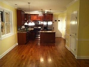 3rd image of 6131 N Richmond St APT 2W