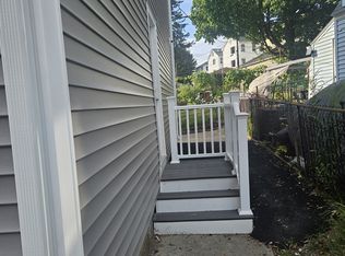 41 Raymond St #2, Worcester, MA 01607