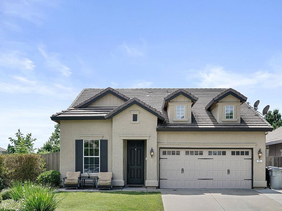 1st image of 11 Diggins Dr