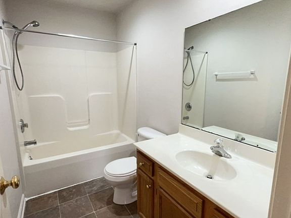 4th image of 220-240 E Augusta Ave #228
