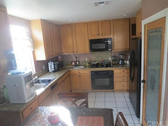 4th image of 1765 W Vine St