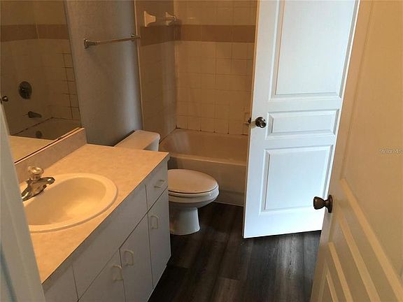 5th image of 17108 Carrington Park Dr APT 721