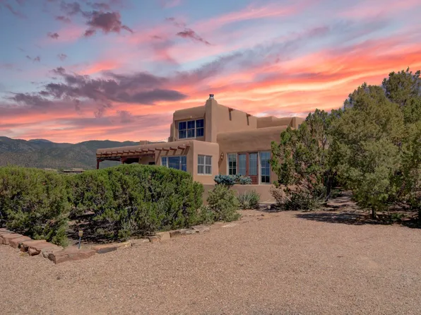 69 Paseo Encantado SW, Santa Fe, NM 87506