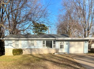 1912 S Thelma Ave, Springfield, MO 65807