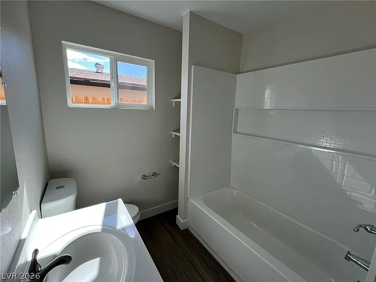 3608 W Bonanza Rd — Photo 18