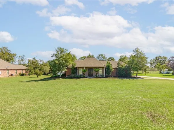 52106 Ditta Dr, Loranger, LA 70446