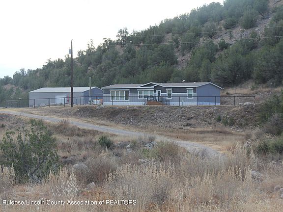 2nd image of 573 Alamo Canyon Rd