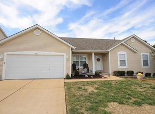 3085 Valley Oaks Dr, Imperial, MO 63052