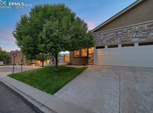 5840 New Crossings Point, Colorado Springs, CO 80918