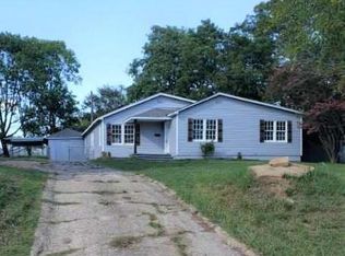 7 W Parnell St, Denison, TX 75020