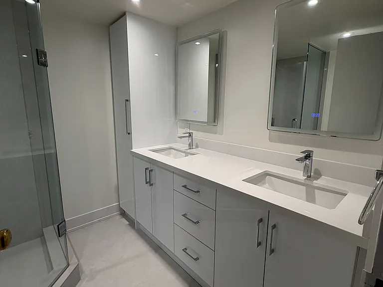 7440 Bathurst St #202 — Photo 7