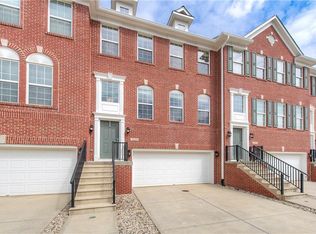11816 Harvard Ln, Carmel, IN 46032