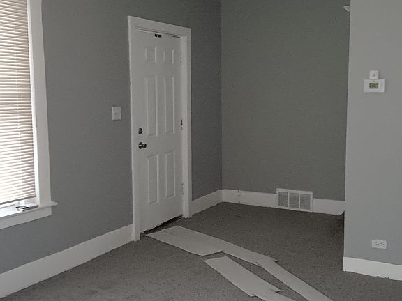 3rd image of 6542 Boxwood Ave