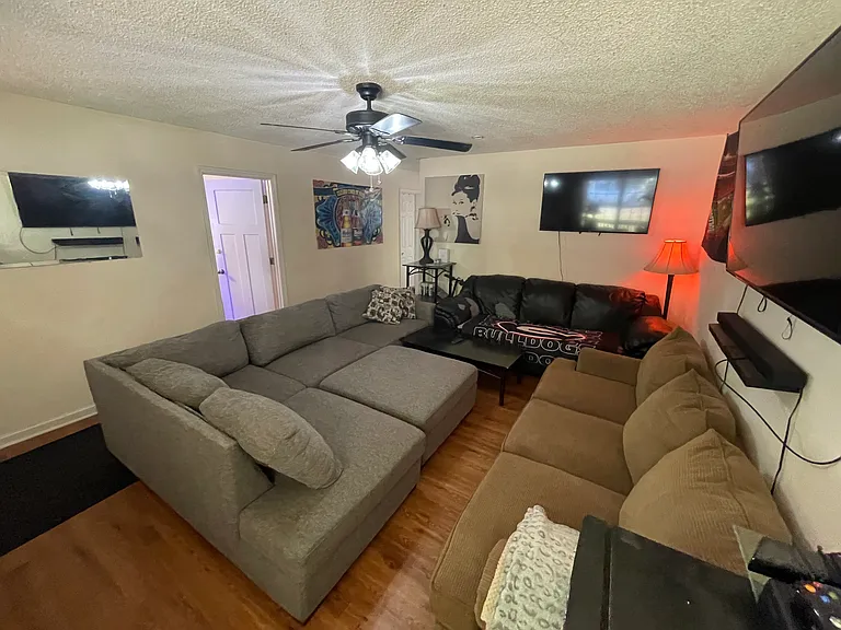 111 Grove Street Ext — Photo 8