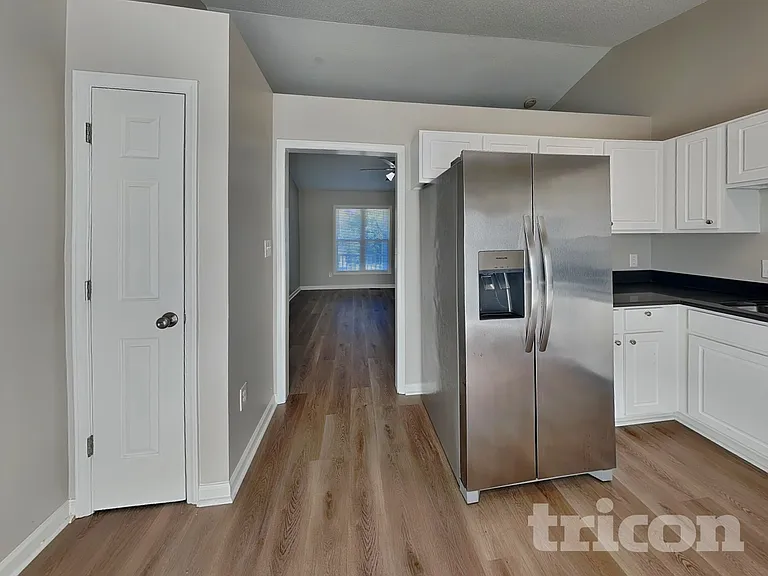 1203 Delham Rd — Photo 5