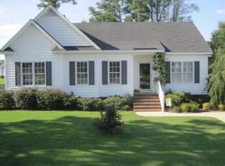 608 Birchwood Dr, Nashville, NC 27856