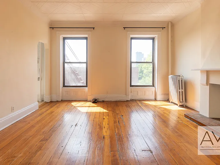 71 Underhill Ave #3A — Photo 3