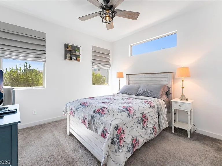 720 Emerson Creek Ct — Photo 17