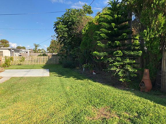 4th image of 28 Aqua Vista Dr