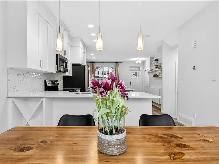 535 Paterson Way SW — Photo 19