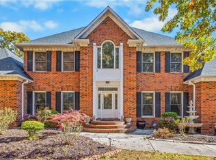 6002 Still Run Dr, Greensboro, NC 27455