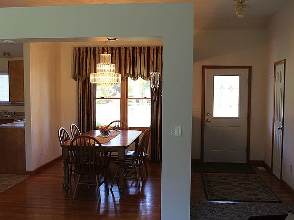 4th image of 4555 Eastwood Dr