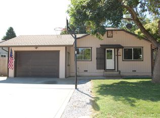 2935 Red Bud Dr, Anderson, CA 96007
