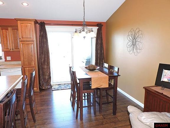 5th image of 104 Cog Hill Ln