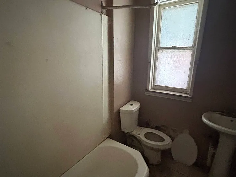 4546 Pope Ave — Photo 19