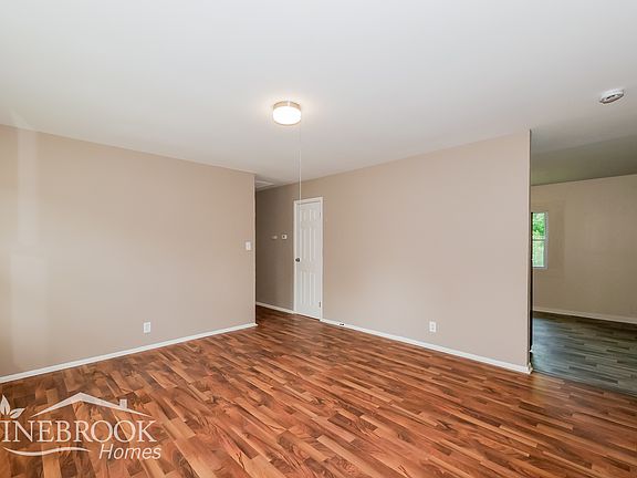 3rd image of 4915 N Kitley Ave