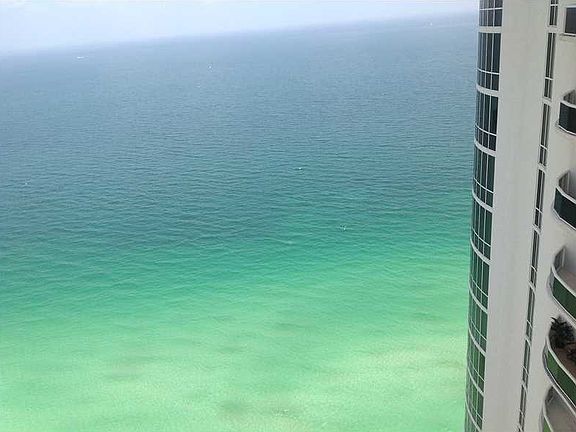 3rd image of 16699 Collins Ave APT 3609