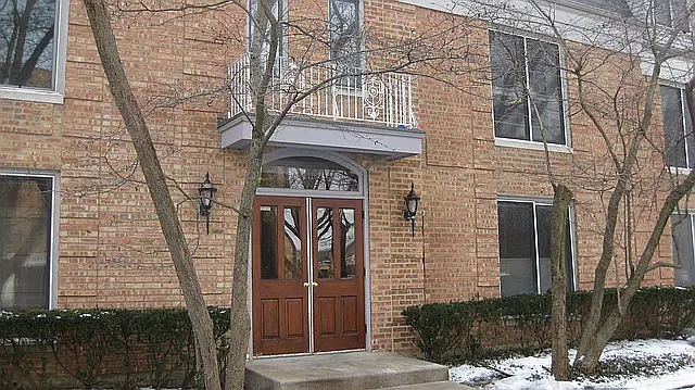 1487 Shermer Rd #204B — Photo 3