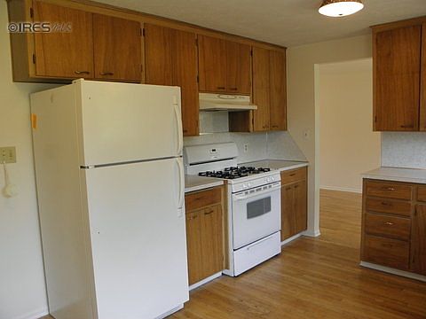 4th image of 1100 Sumner St