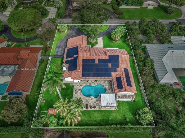 10126 SW 93rd Pl, Miami, FL 33176