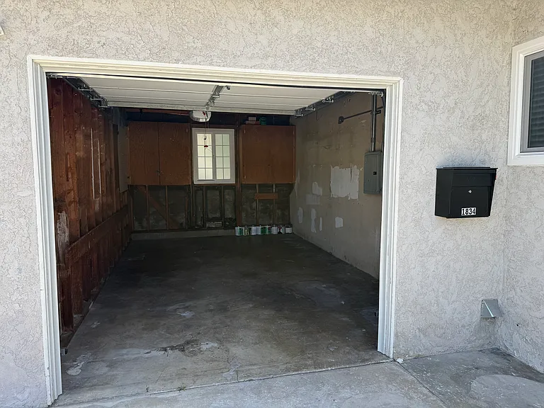 1834 E Lomita Ave — Photo 9