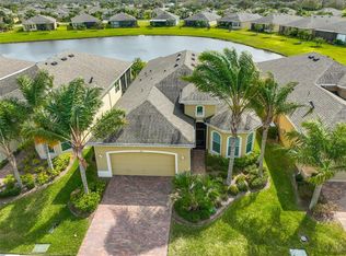 1816 Pacific Dunes Dr, Sun City Center, FL 33573