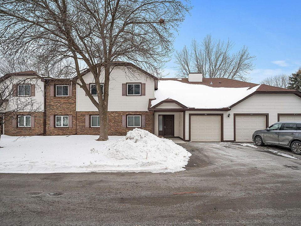 1st image of 981 Greenhaven Dr #805
