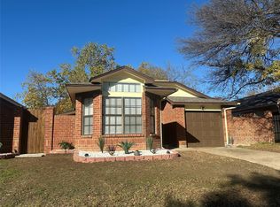 4733 Poppy Dr E, Fort Worth, TX 76137