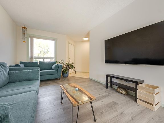 5th image of 15 Ritchie Way #16