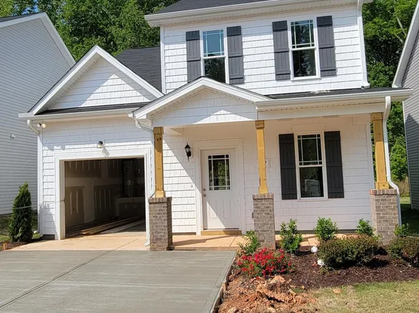 147 Diploma Dr, Clayton, NC 27520