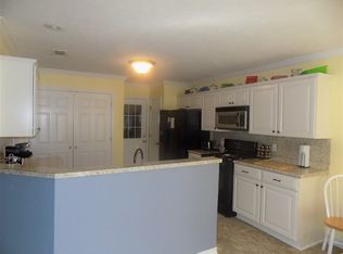 525 E Greenfield Dr, Wake Village, TX 75501