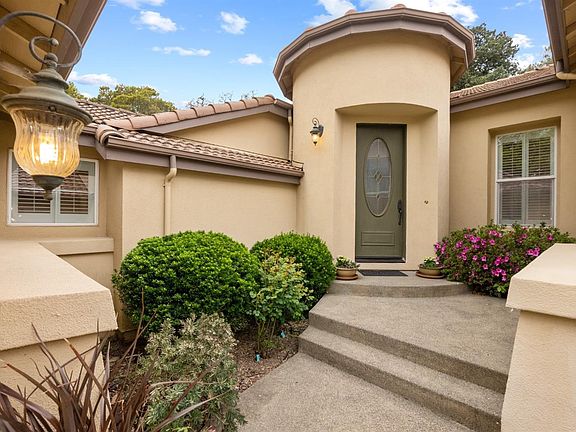 5th image of 808 Olive Glen Court