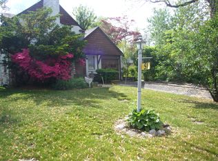 51 Whittington Rd, White Plains, NY 10607