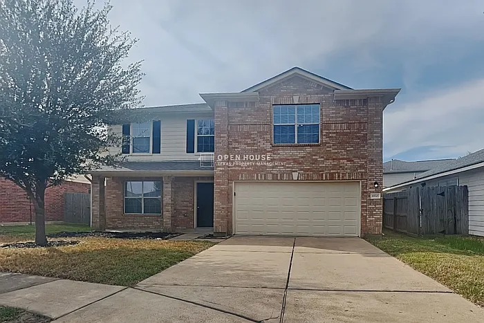 3 bed, 3.0 bath, 2112 sqft, $2,100 — Photo 1
