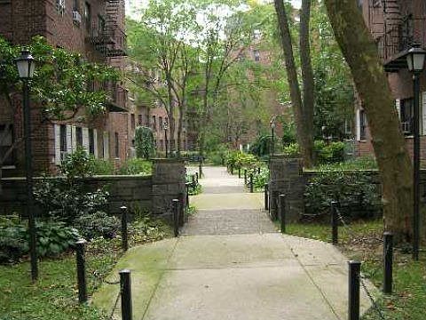 2nd image of 118-66 Metropolitan Ave APT 1N
