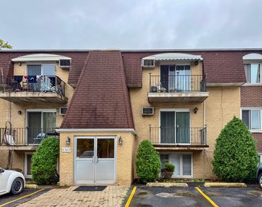 6305 Joliet Rd APT 11, Countryside, IL, 60525