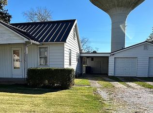 209 E Brentwood St, Olney, IL 62450