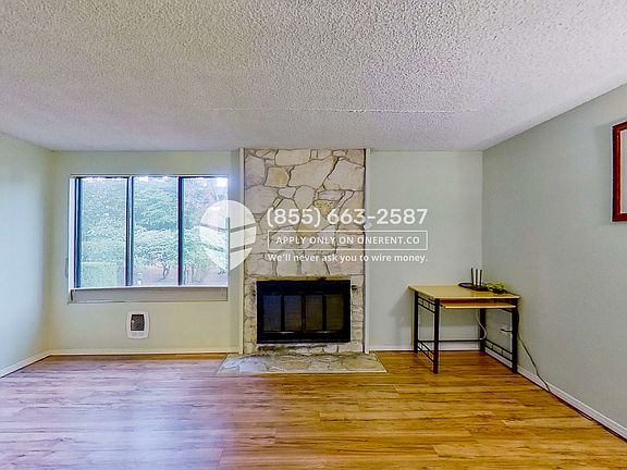 3rd image of 1035 156th Ave NE #C30