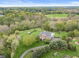 600 Corsair Ct, Sykesville, MD 21784
