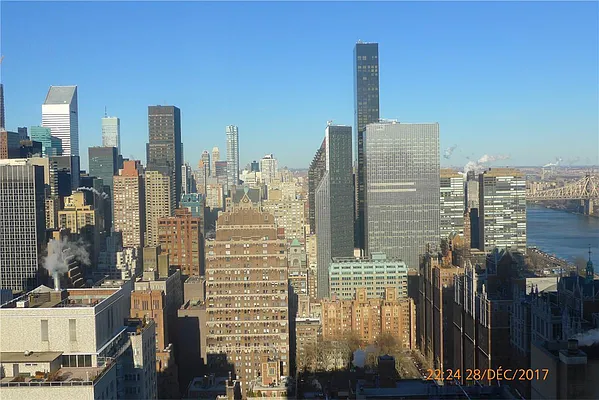 Rented by William Raveis Real Estate | media 32